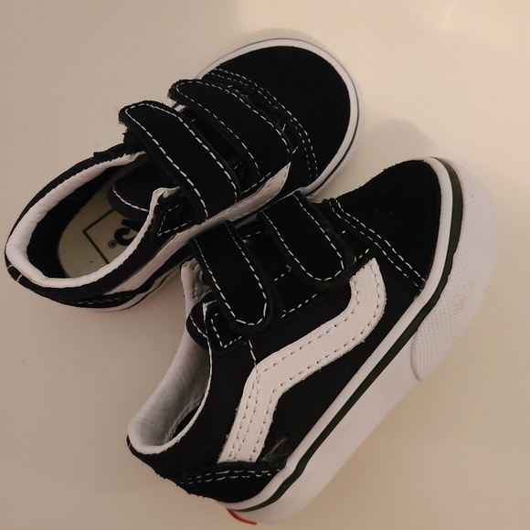 Toddler vans shoes - Picture 1 of 2